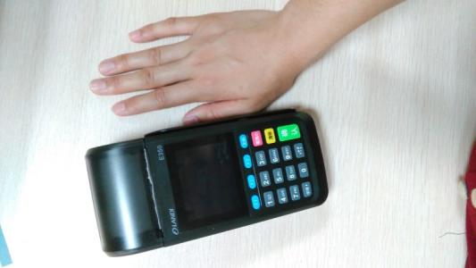 信用卡用pos机怎么刷步骤(pos机信用卡怎么刷卡步骤)