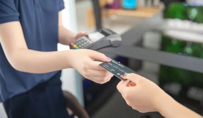 立刷能刷储蓄卡吗