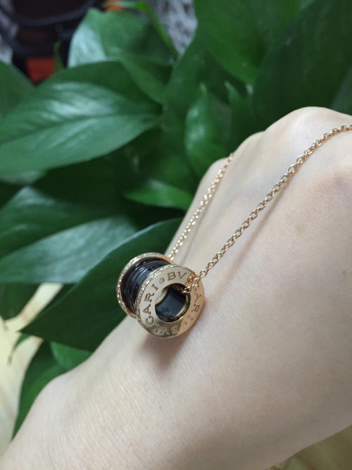 信用卡积分兑换宝格丽项链(宝格丽慈善款项链积分兑换)